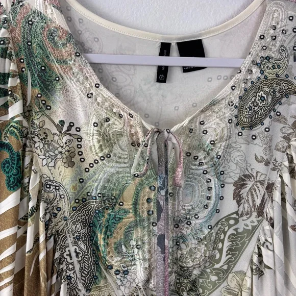 New Directions Boho Paisley V-Neck Tunic - Picture 2 of 5